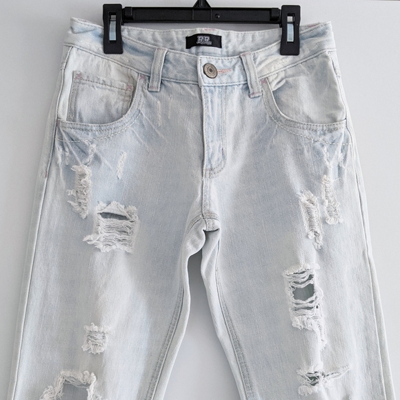 Distressed mid rise boyfriend jeans - Picture 3 of 12